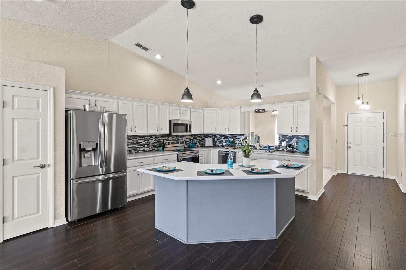 GRAND PINES EAST PH 02 - Residential