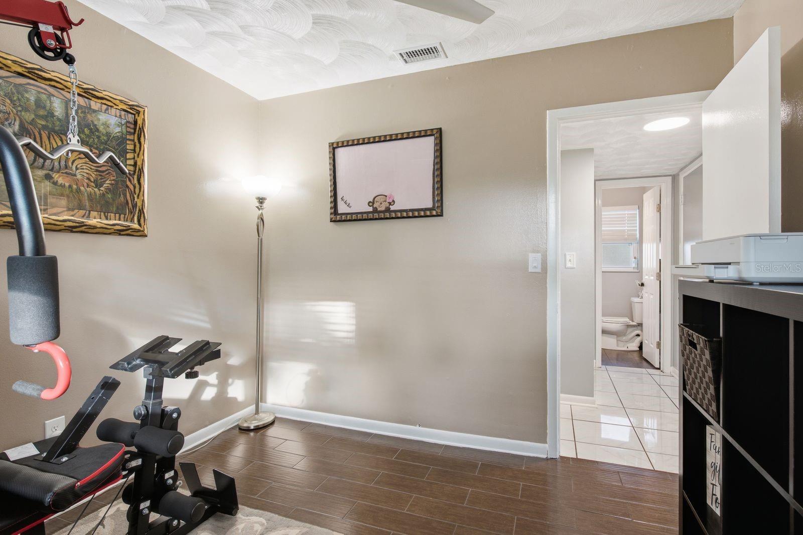 WESTGATE MANOR 1ST ADD - Residential