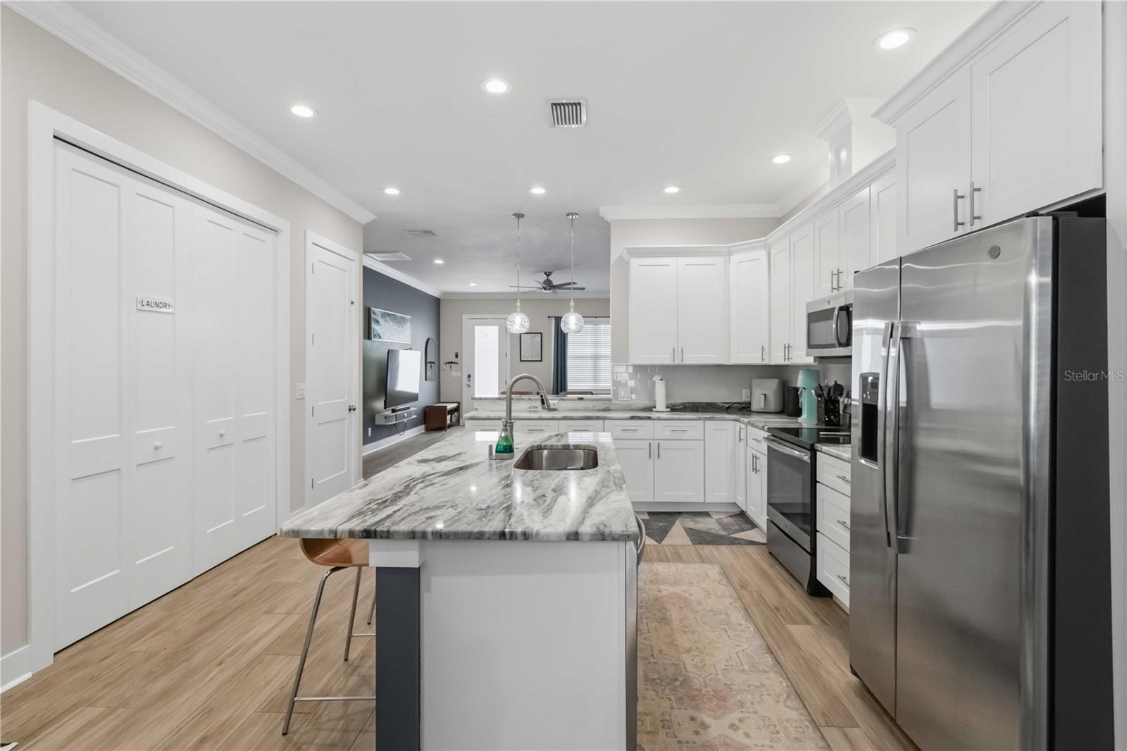 NORTH KENWOOD - Residential