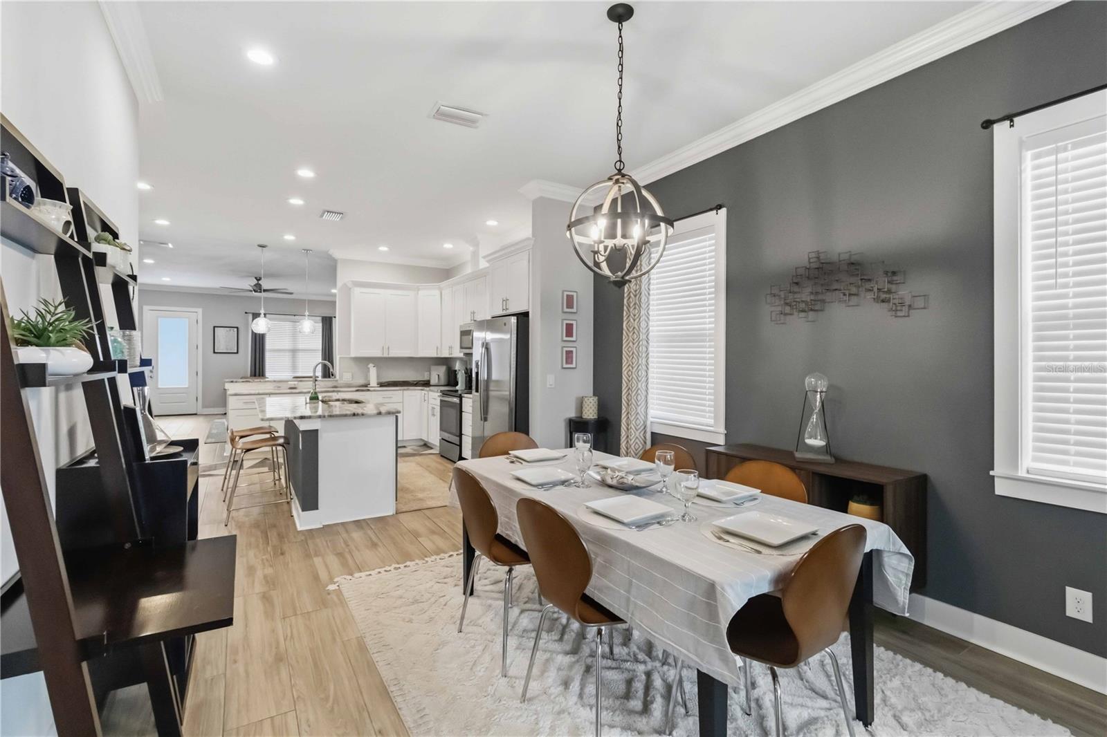 NORTH KENWOOD - Residential