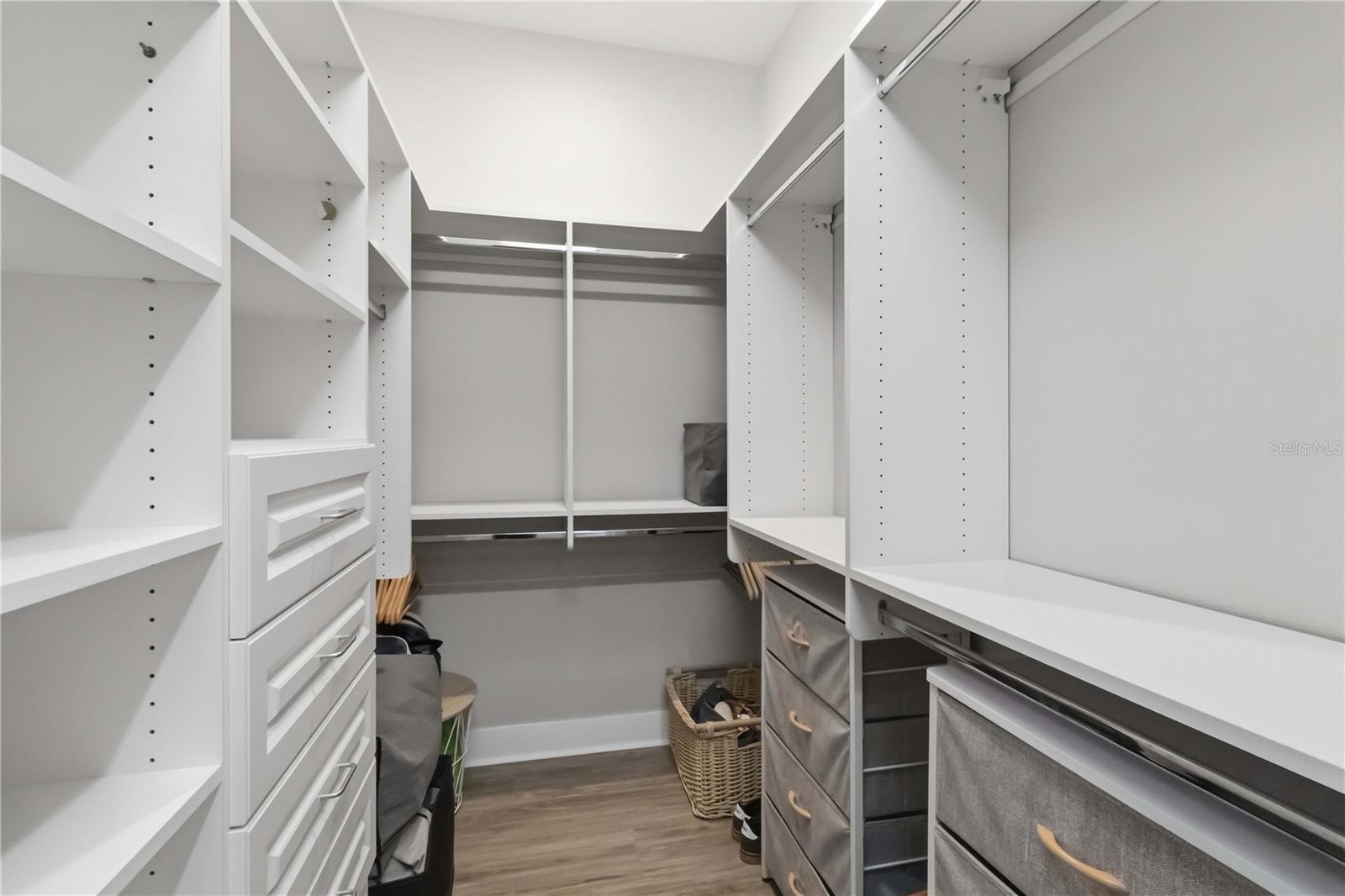 NORTH KENWOOD - Residential