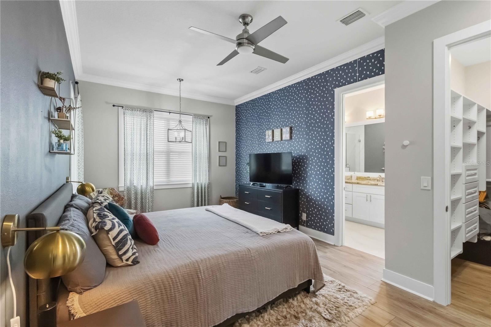 NORTH KENWOOD - Residential