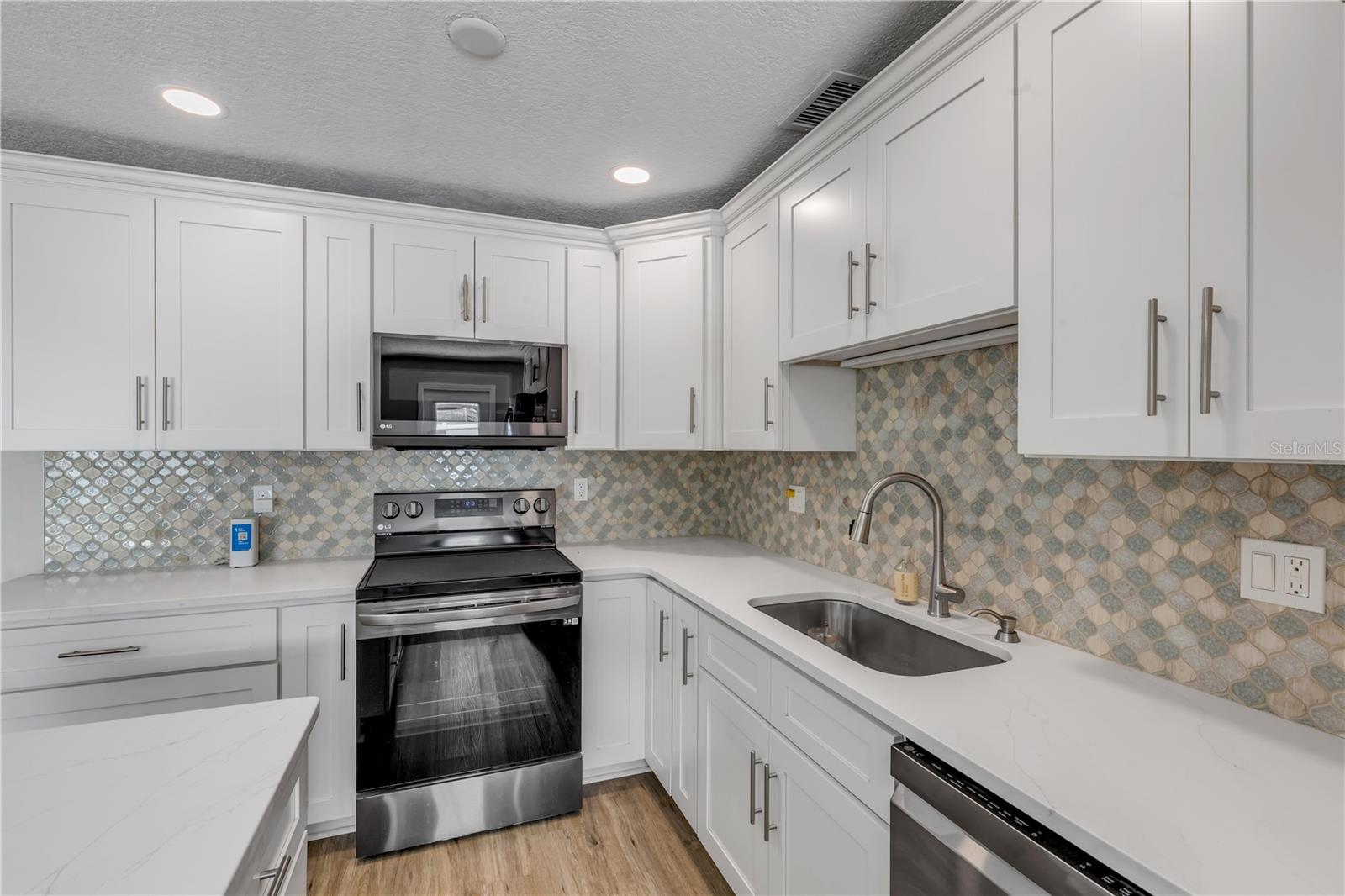 BEACON WOODS UNIT 05 - Residential