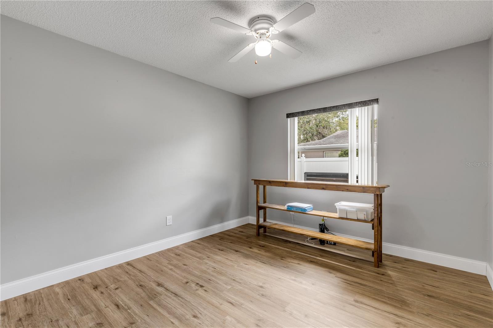 BEACON WOODS UNIT 05 - Residential