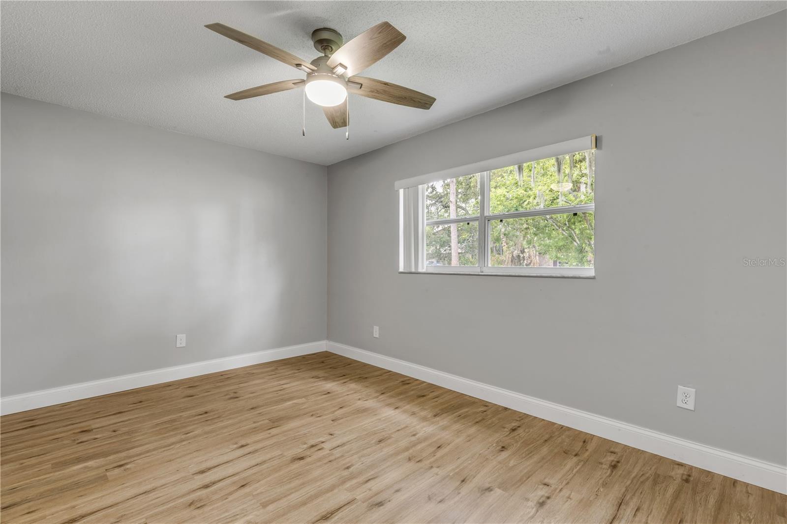 BEACON WOODS UNIT 05 - Residential