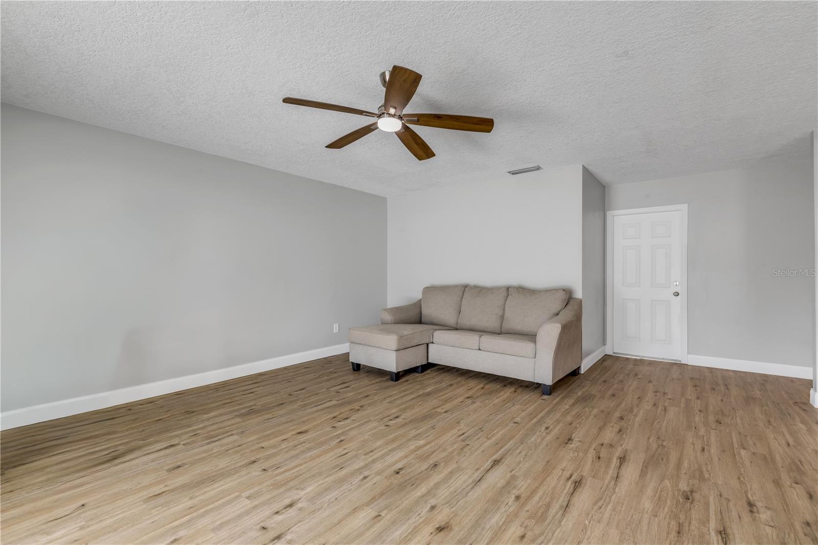 BEACON WOODS UNIT 05 - Residential