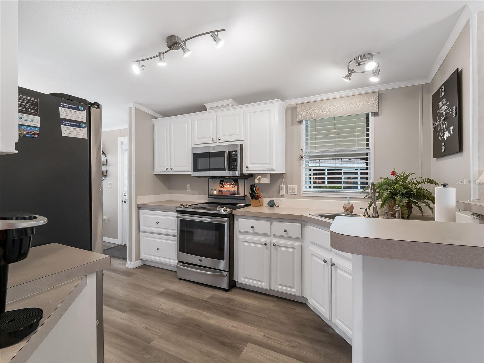 PORT CHARLOTTE VILLAGE MHP - Residential