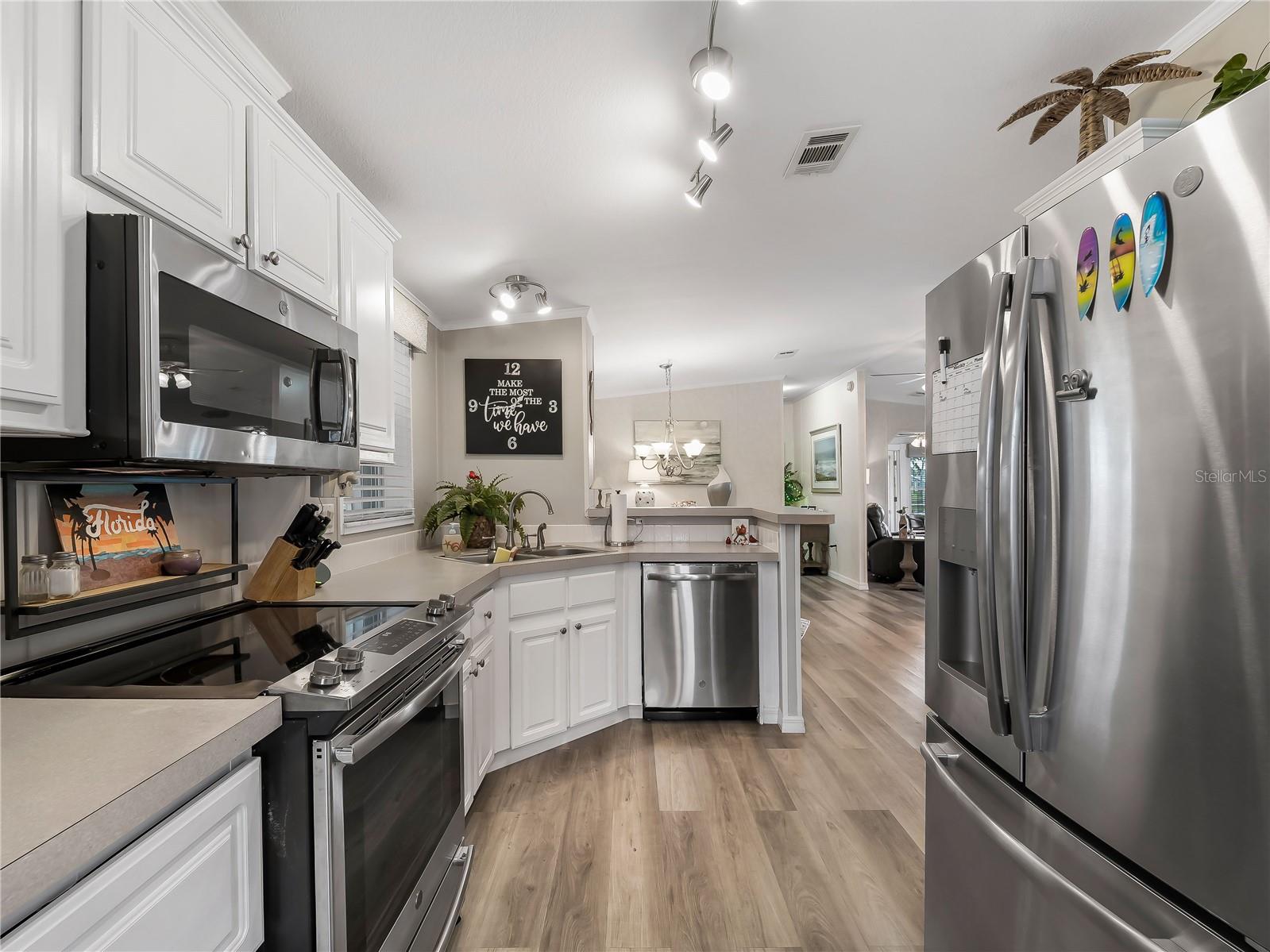 PORT CHARLOTTE VILLAGE MHP - Residential