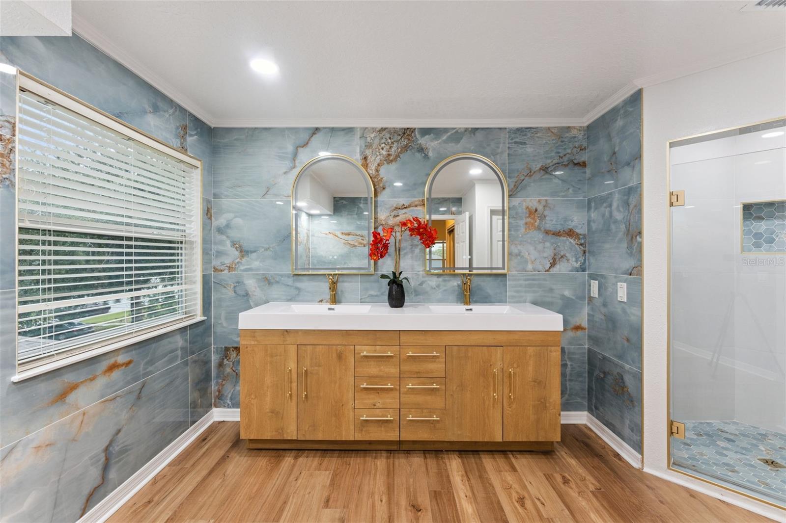 DIAMOND COVE - Residential