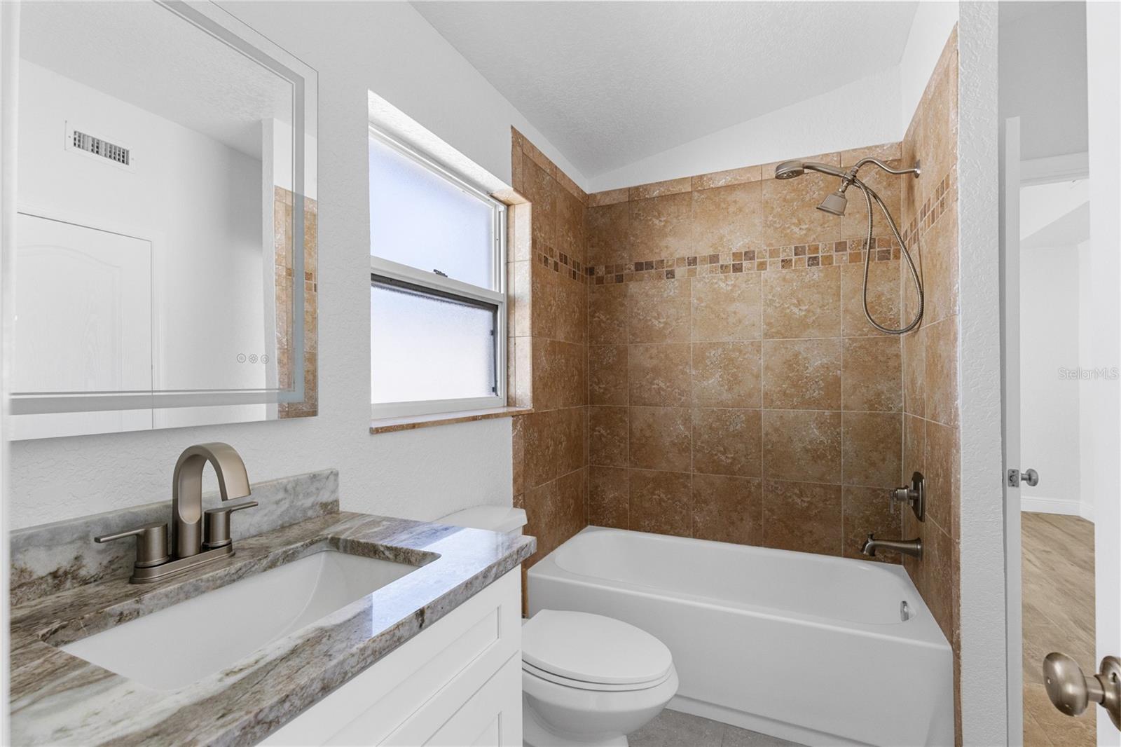 ISLE CATALINA - Residential