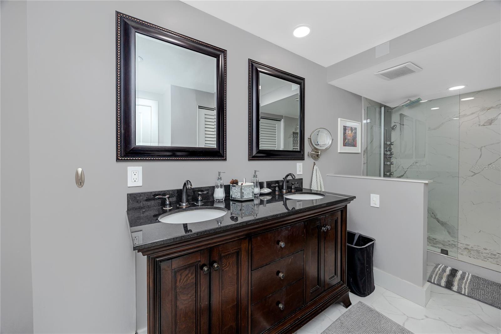 736 ISLAND WAY CONDO - Residential