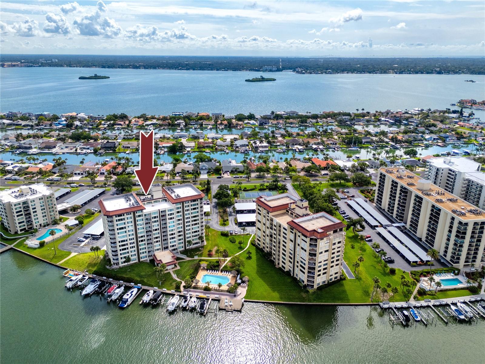 736 ISLAND WAY CONDO - Residential