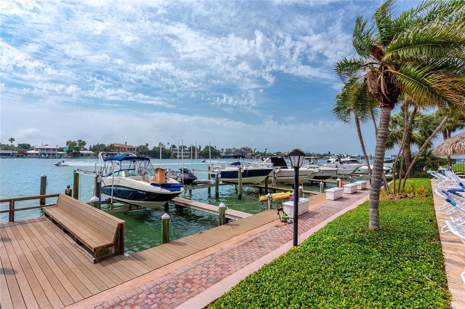 736 ISLAND WAY CONDO - Residential
