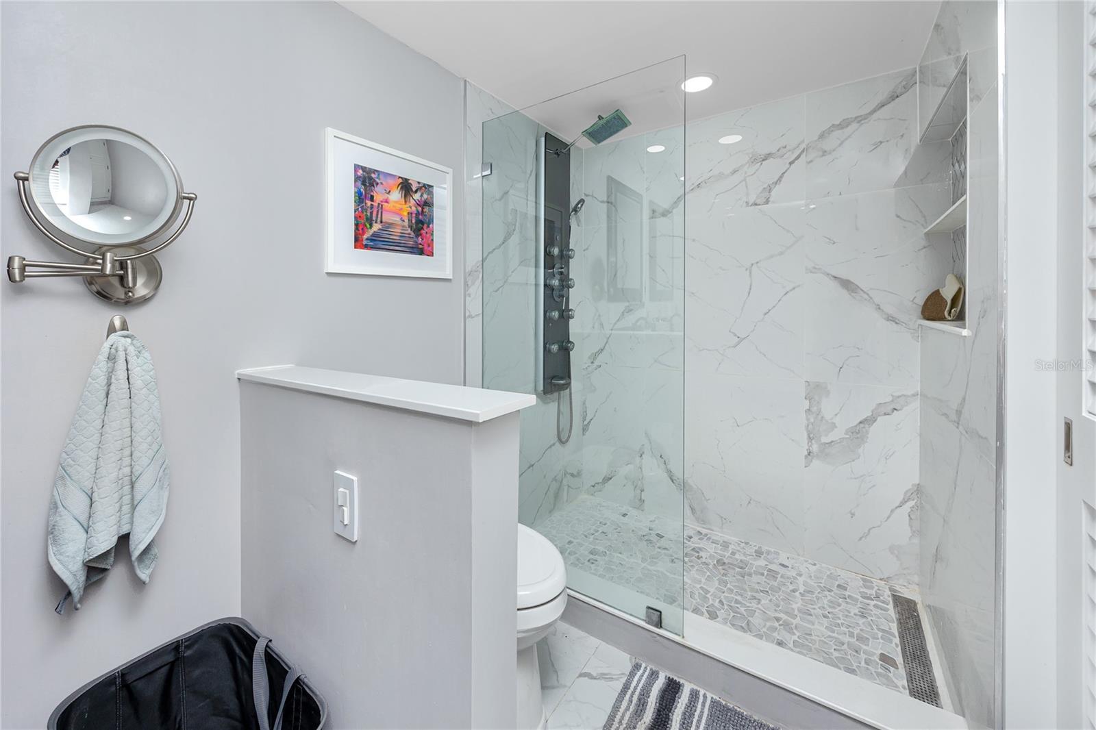 736 ISLAND WAY CONDO - Residential