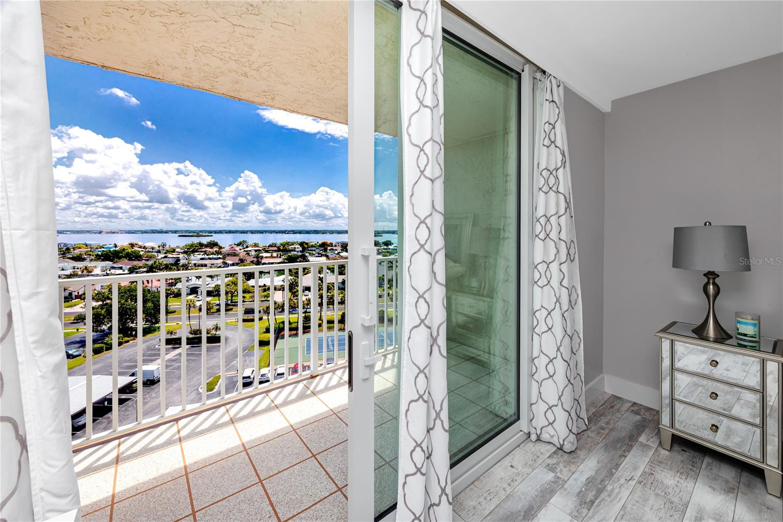 736 ISLAND WAY CONDO - Residential