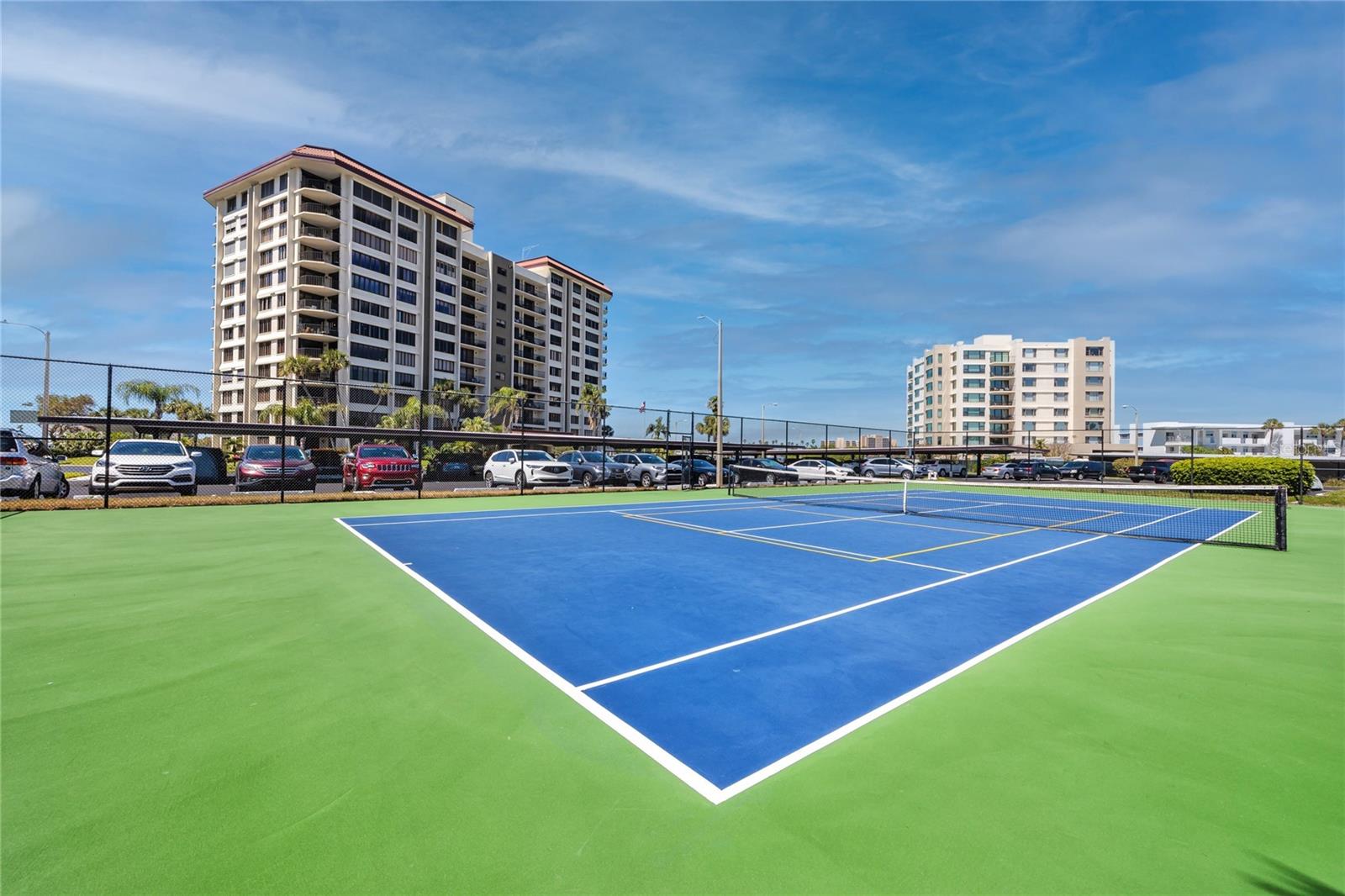 736 ISLAND WAY CONDO - Residential