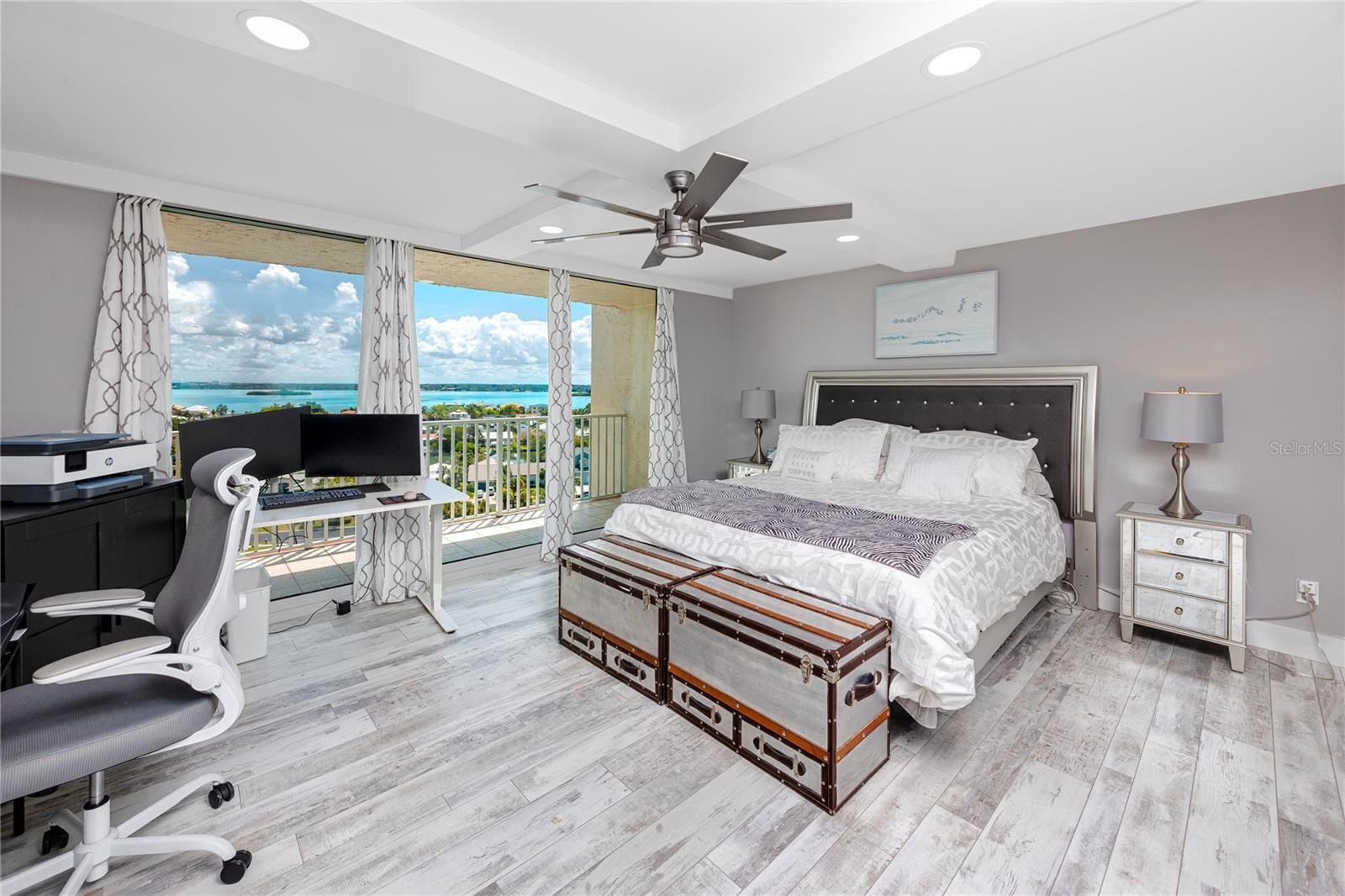 736 ISLAND WAY CONDO - Residential