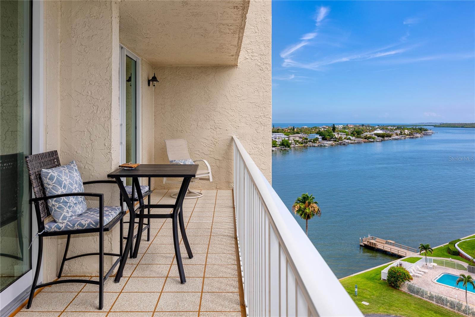 736 ISLAND WAY CONDO - Residential