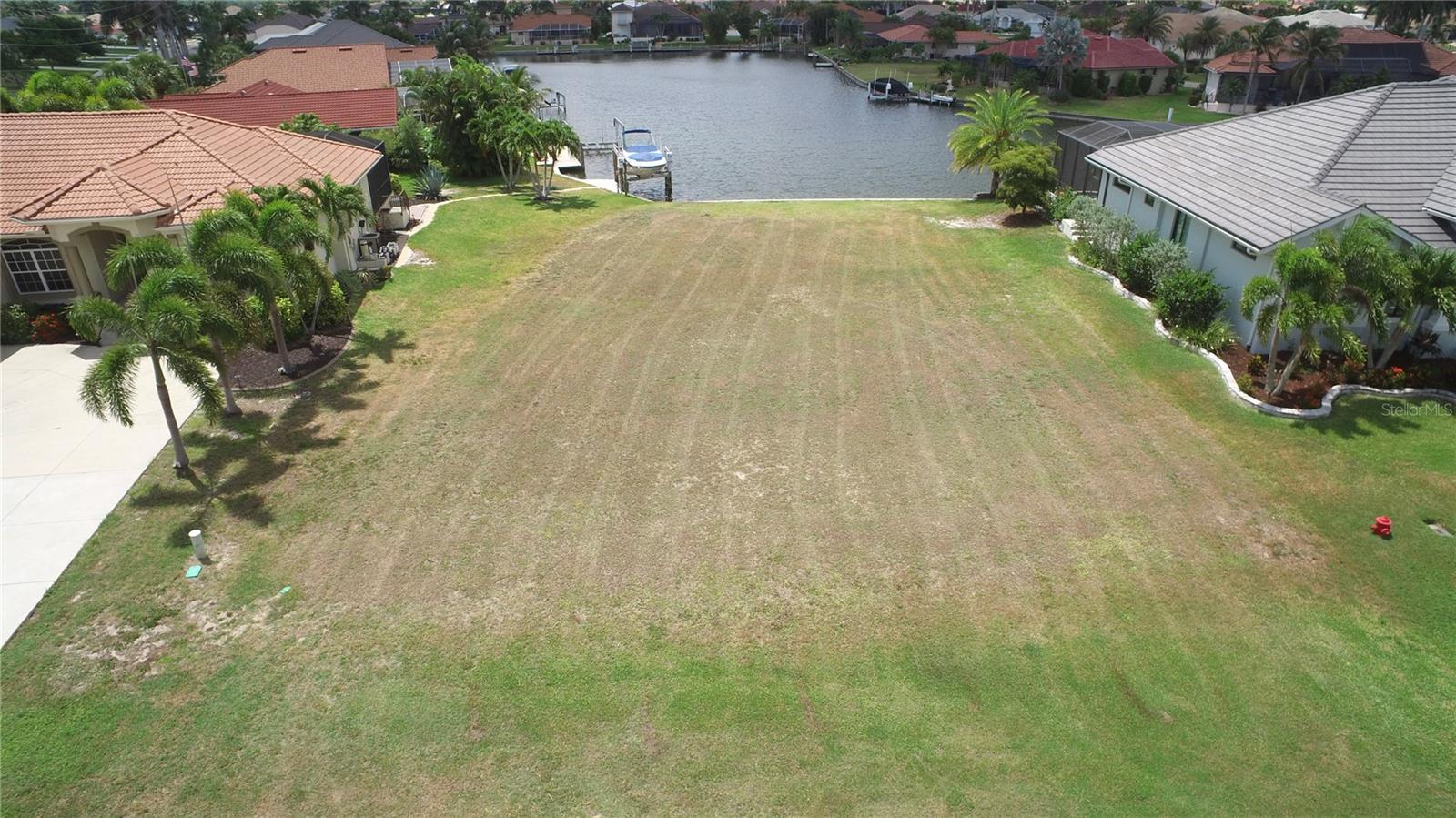 PUNTA GORDA ISLES SEC 15 - Land