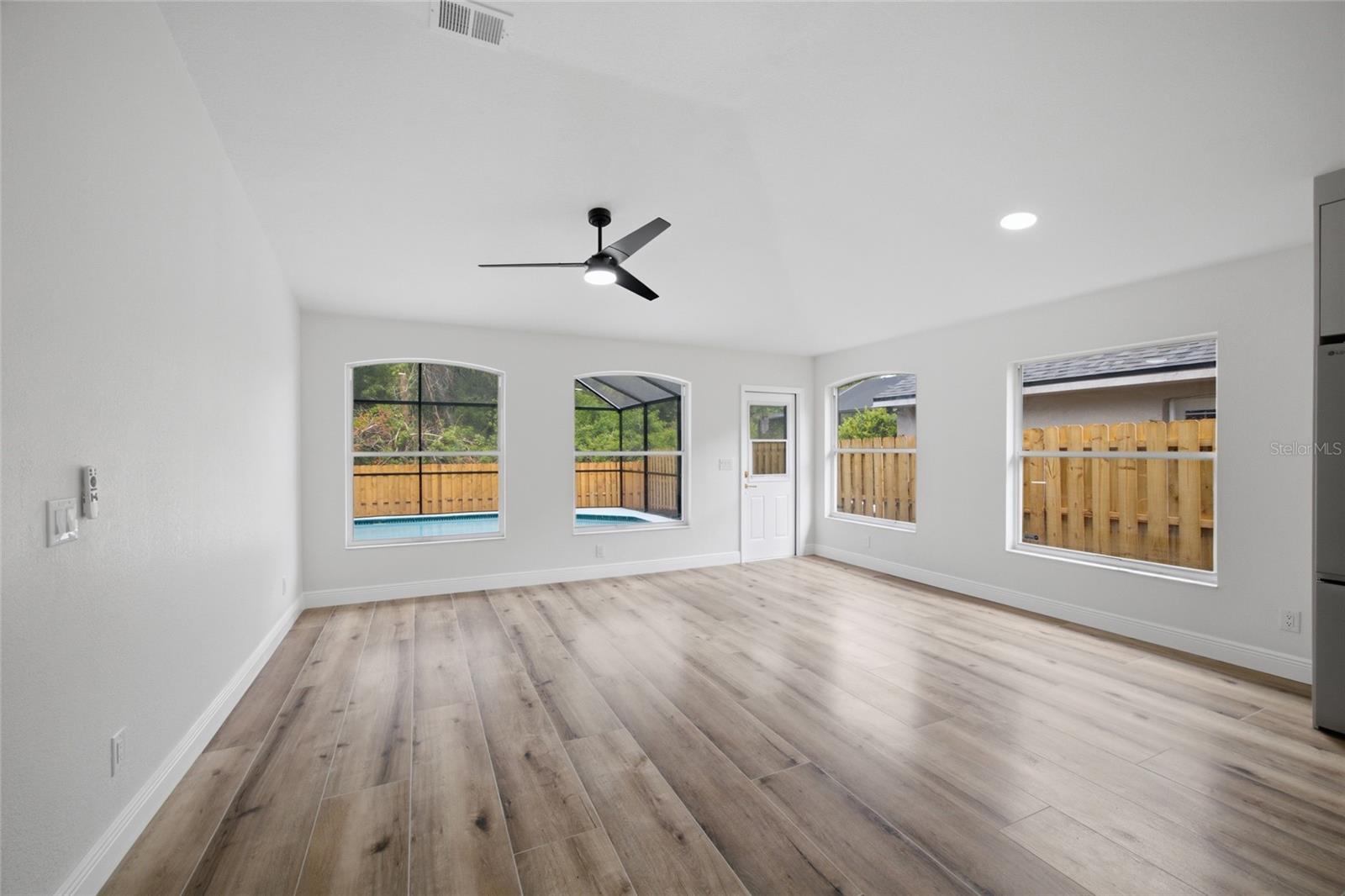 VILLAROSA PH 1B1 - Residential
