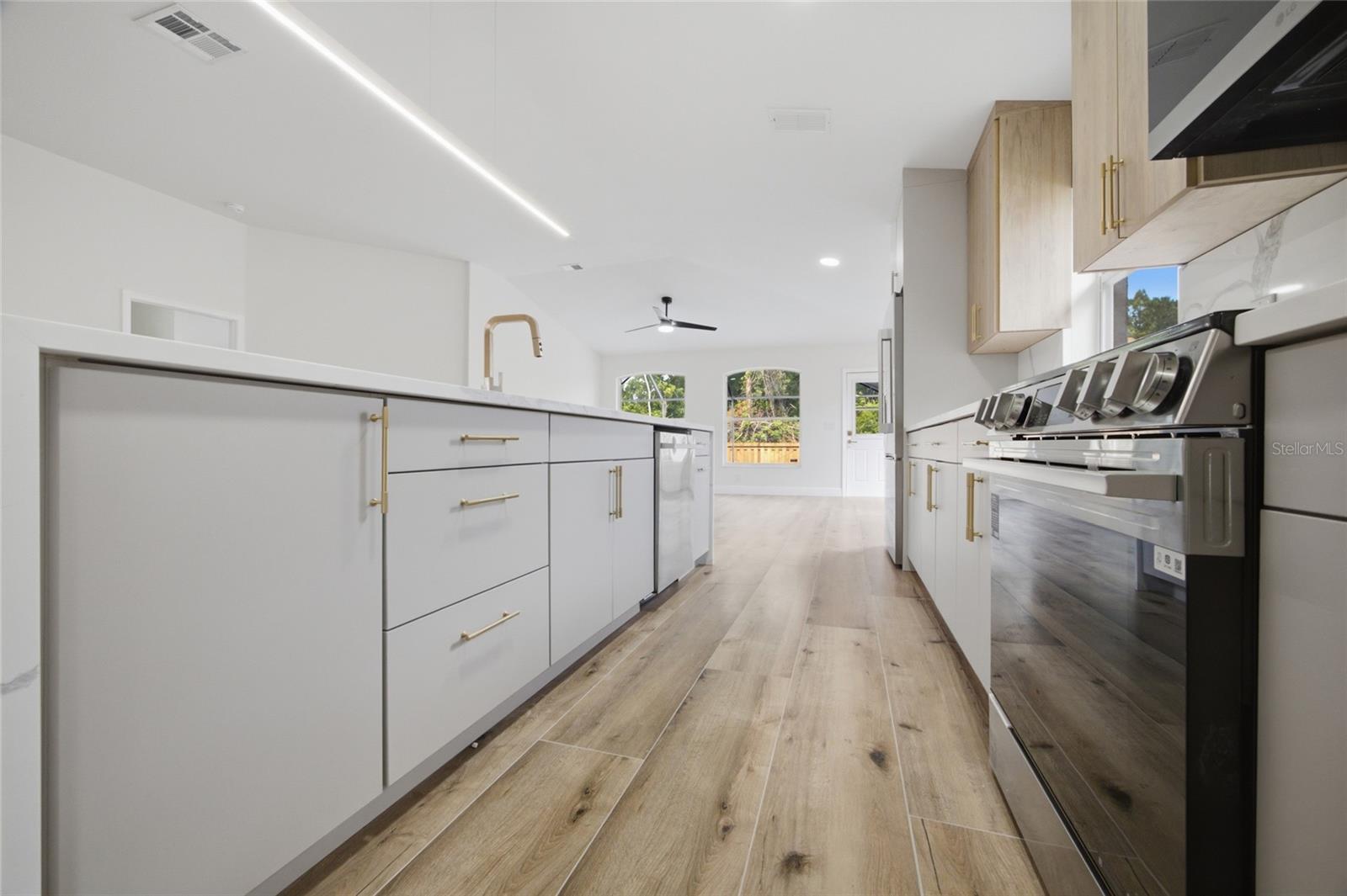 VILLAROSA PH 1B1 - Residential
