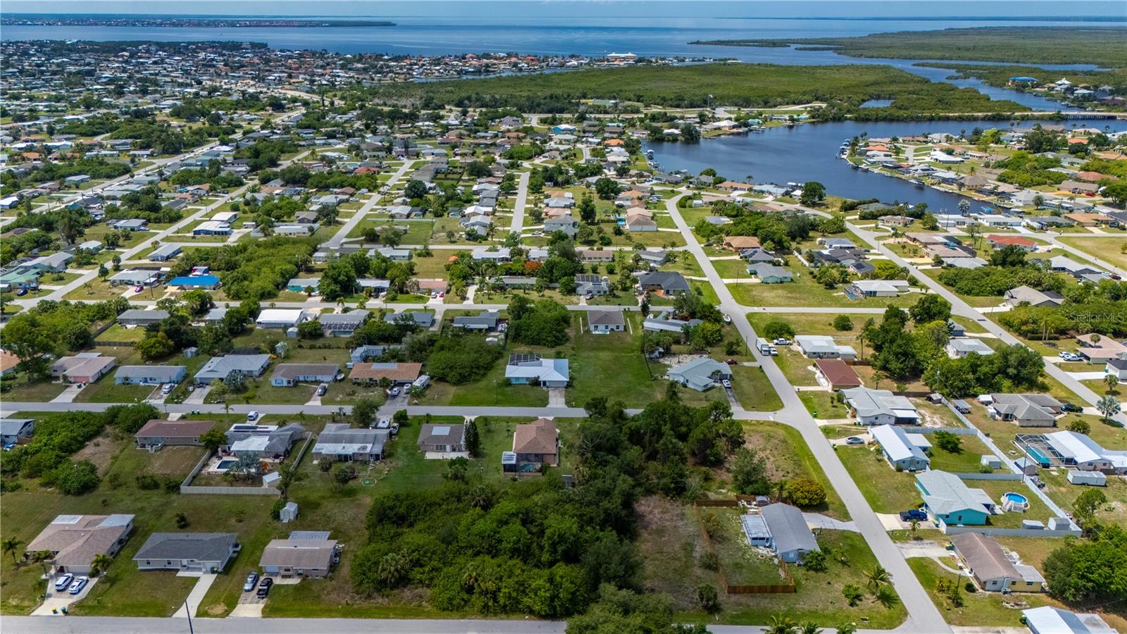 PORT CHARLOTTE SEC 005 - Land