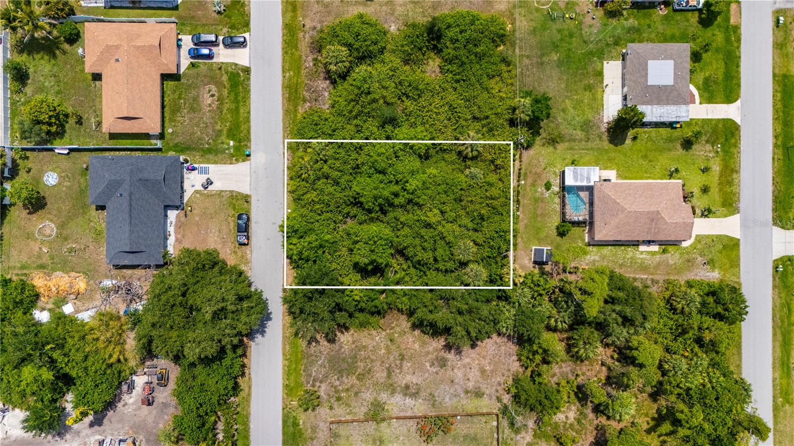 PORT CHARLOTTE SEC 005 - Land