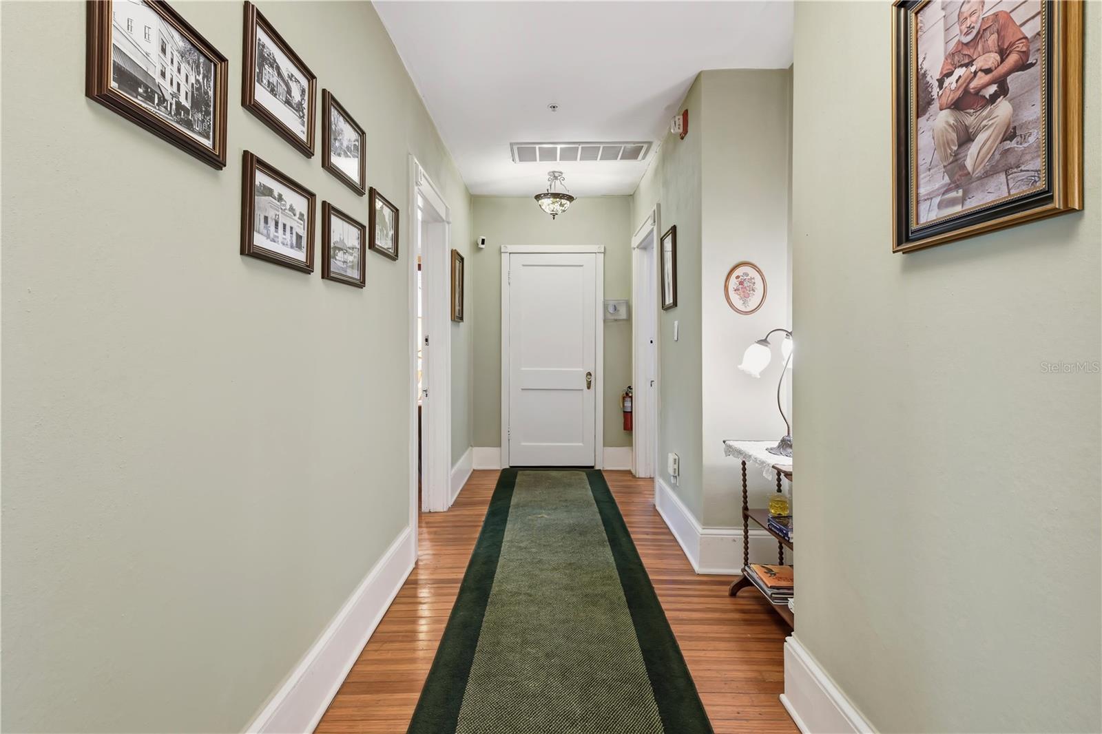 MOUNT DORA TREMAINS - Residential
