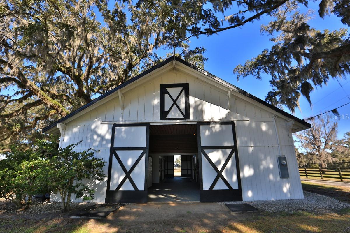 ACREAGE NON SUBDIVISION - Residential