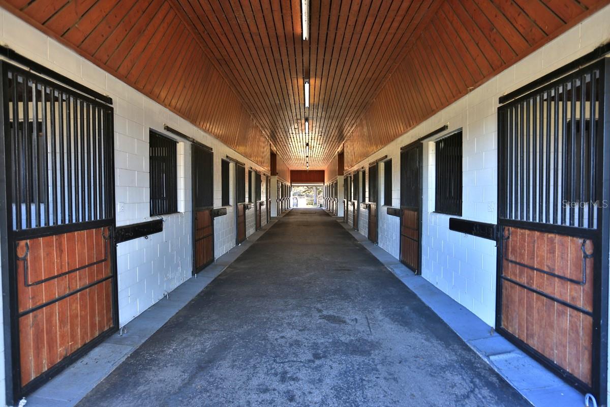 ACREAGE NON SUBDIVISION - Residential