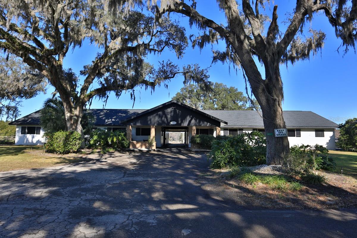 ACREAGE NON SUBDIVISION - Residential