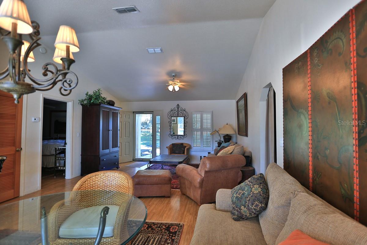 ACREAGE NON SUBDIVISION - Residential