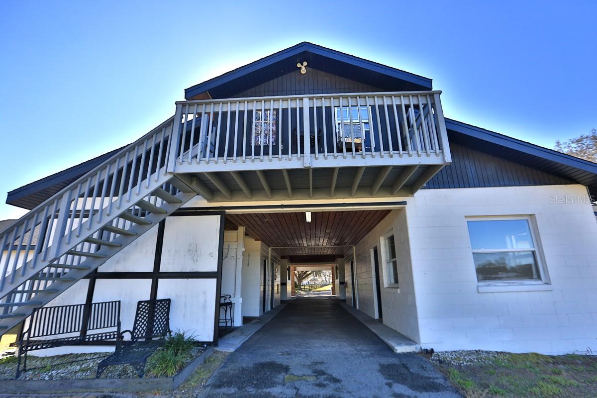 ACREAGE NON SUBDIVISION - Residential