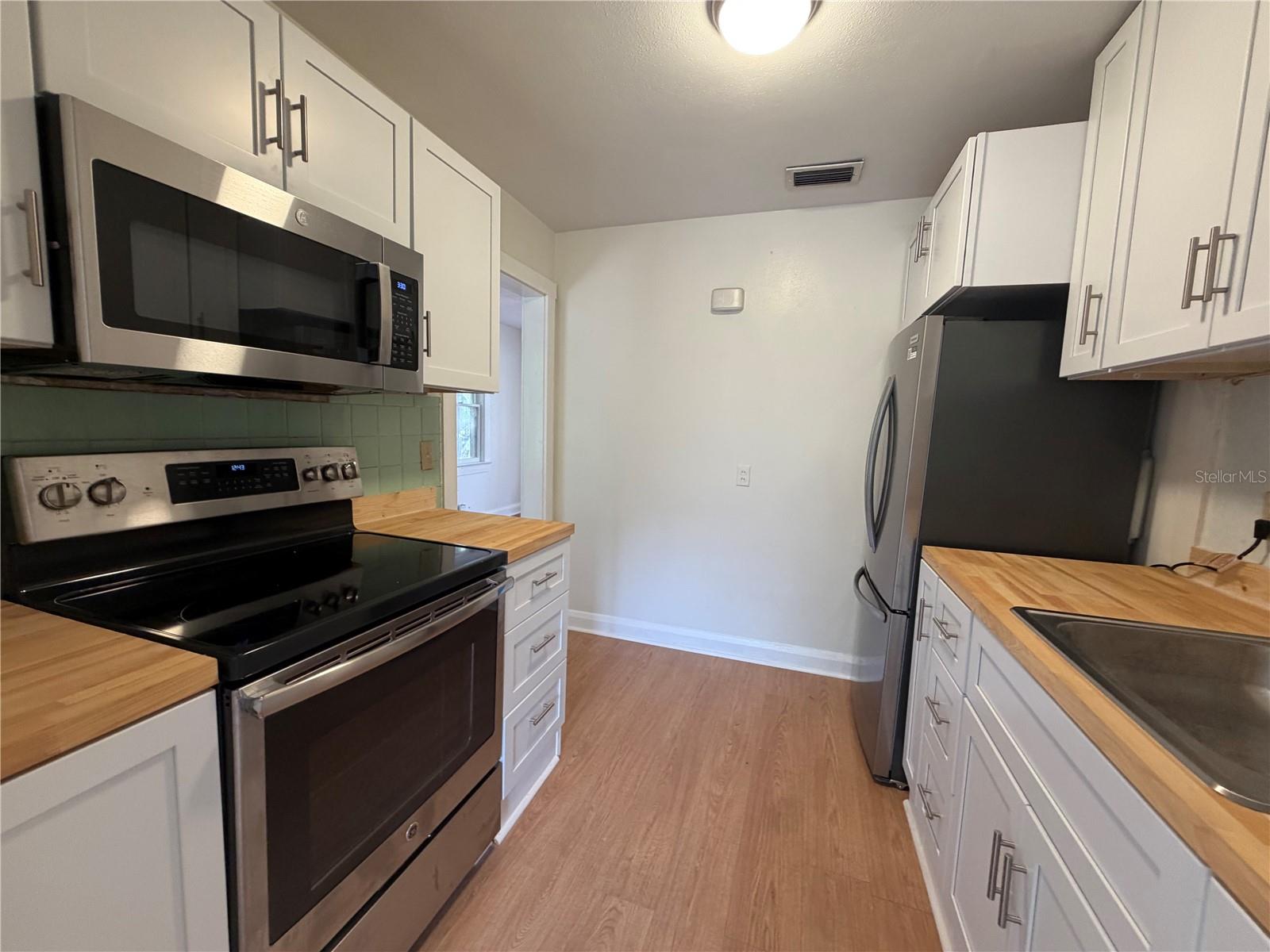 BON AIR - Residential Lease