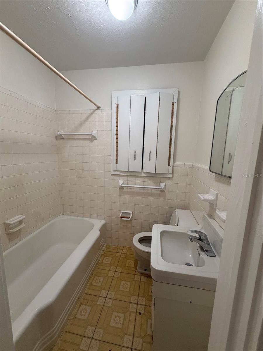 BON AIR - Residential Lease
