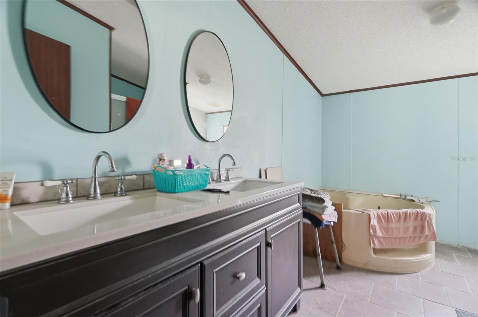BLUEBERRY HILLS ESTATES - Residential