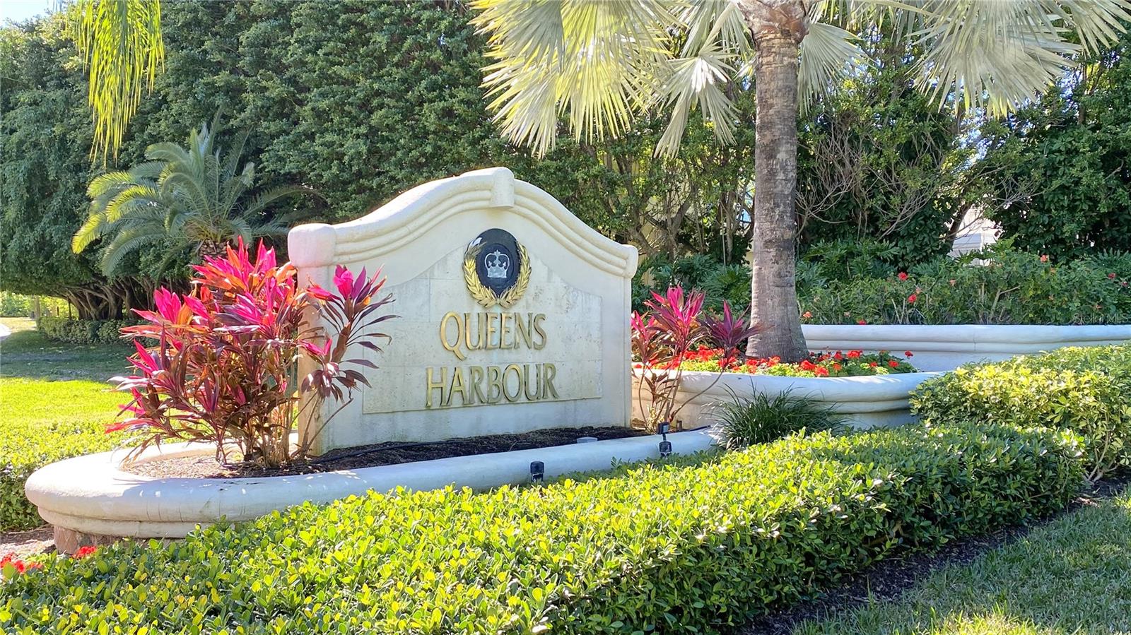 QUEENS HARBOUR - Residential