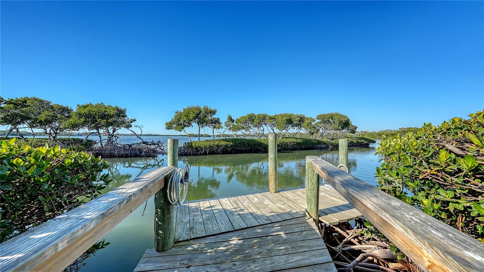 QUEENS HARBOUR - Residential