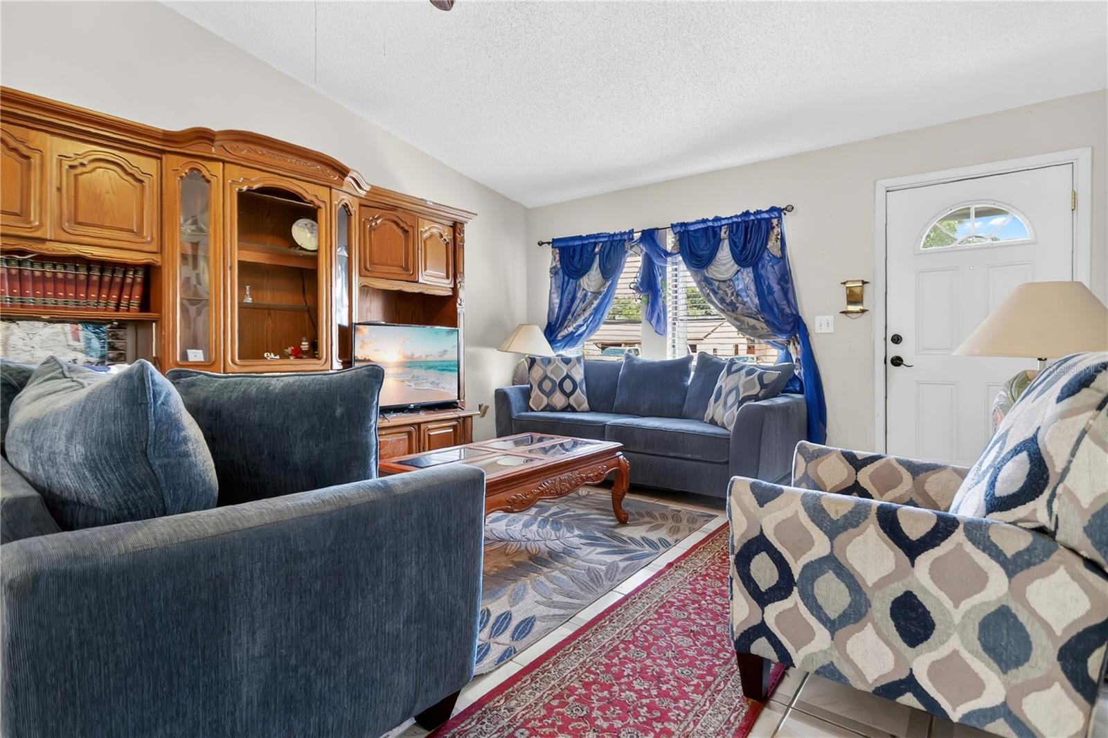SHADY GROVE - Residential