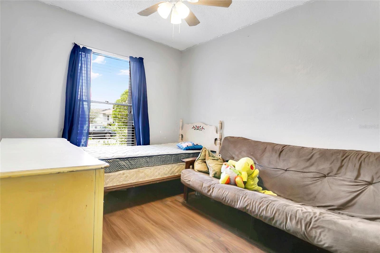 SHADY GROVE - Residential