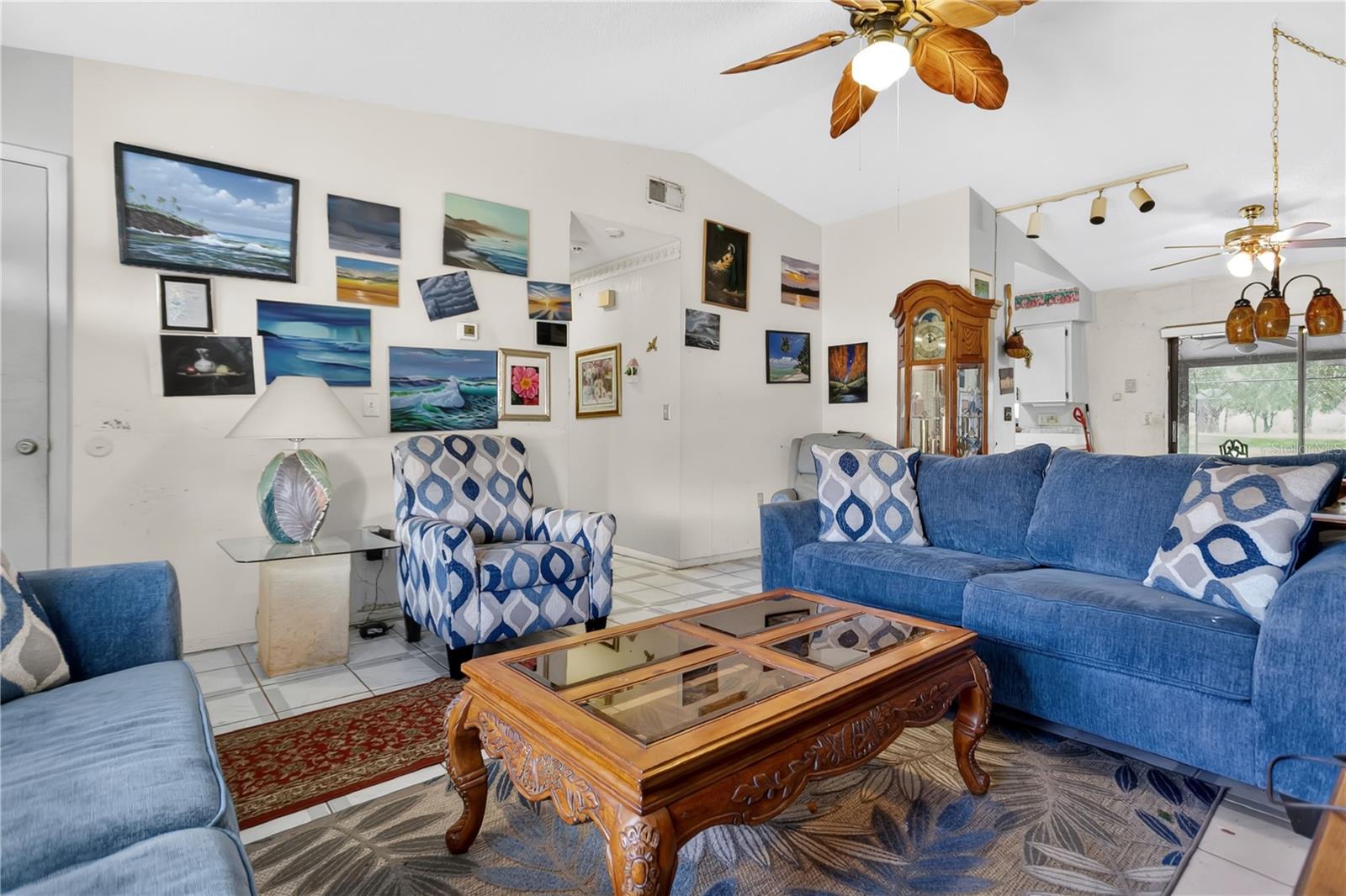 SHADY GROVE - Residential