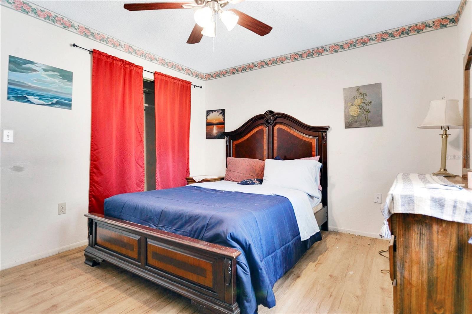 SHADY GROVE - Residential