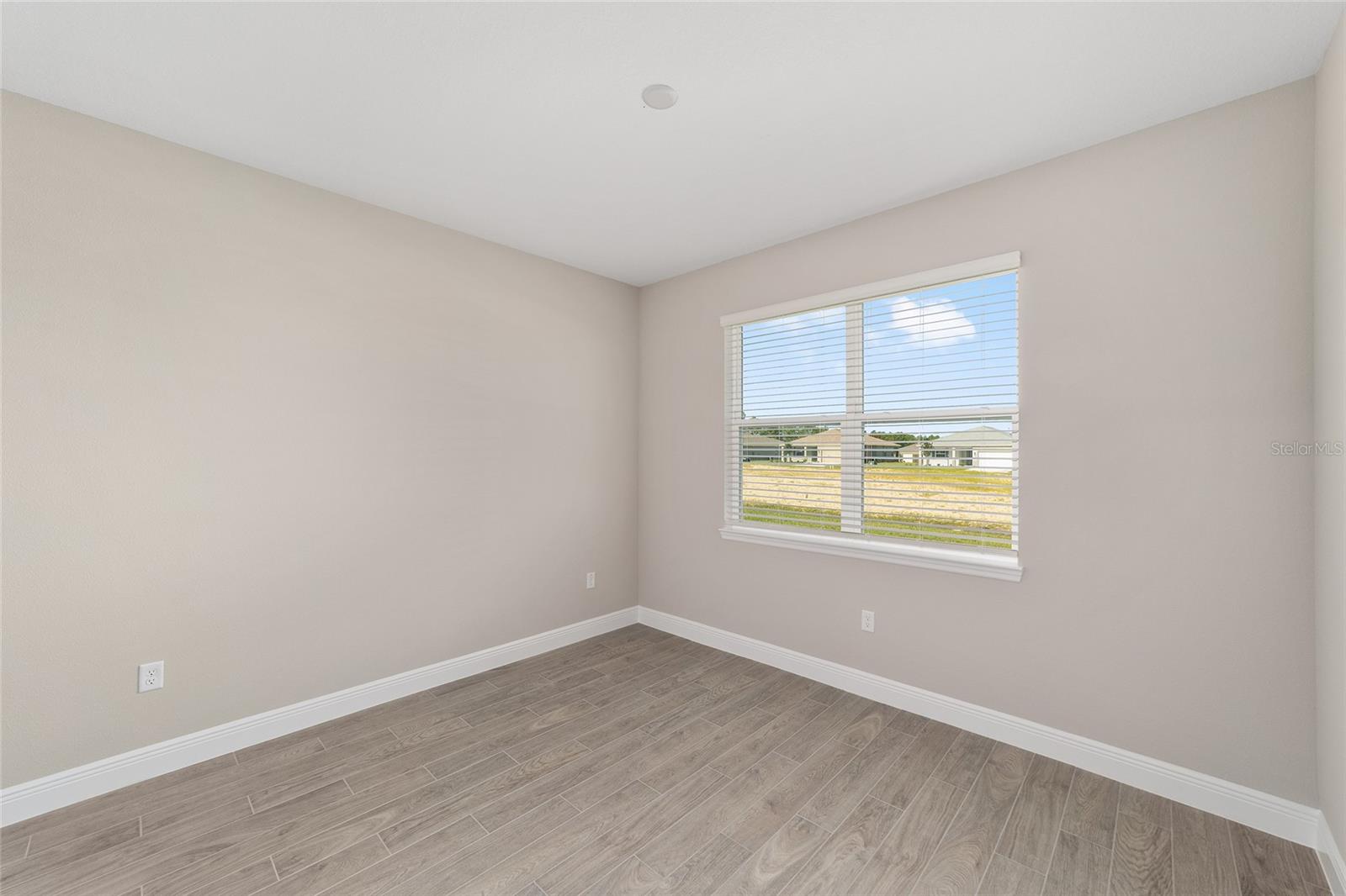 ON TOP OF THE WORLD - Residential Lease