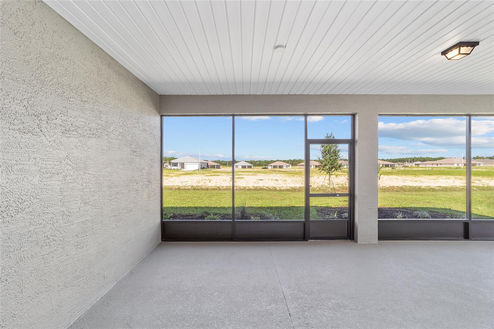 ON TOP OF THE WORLD - Residential Lease