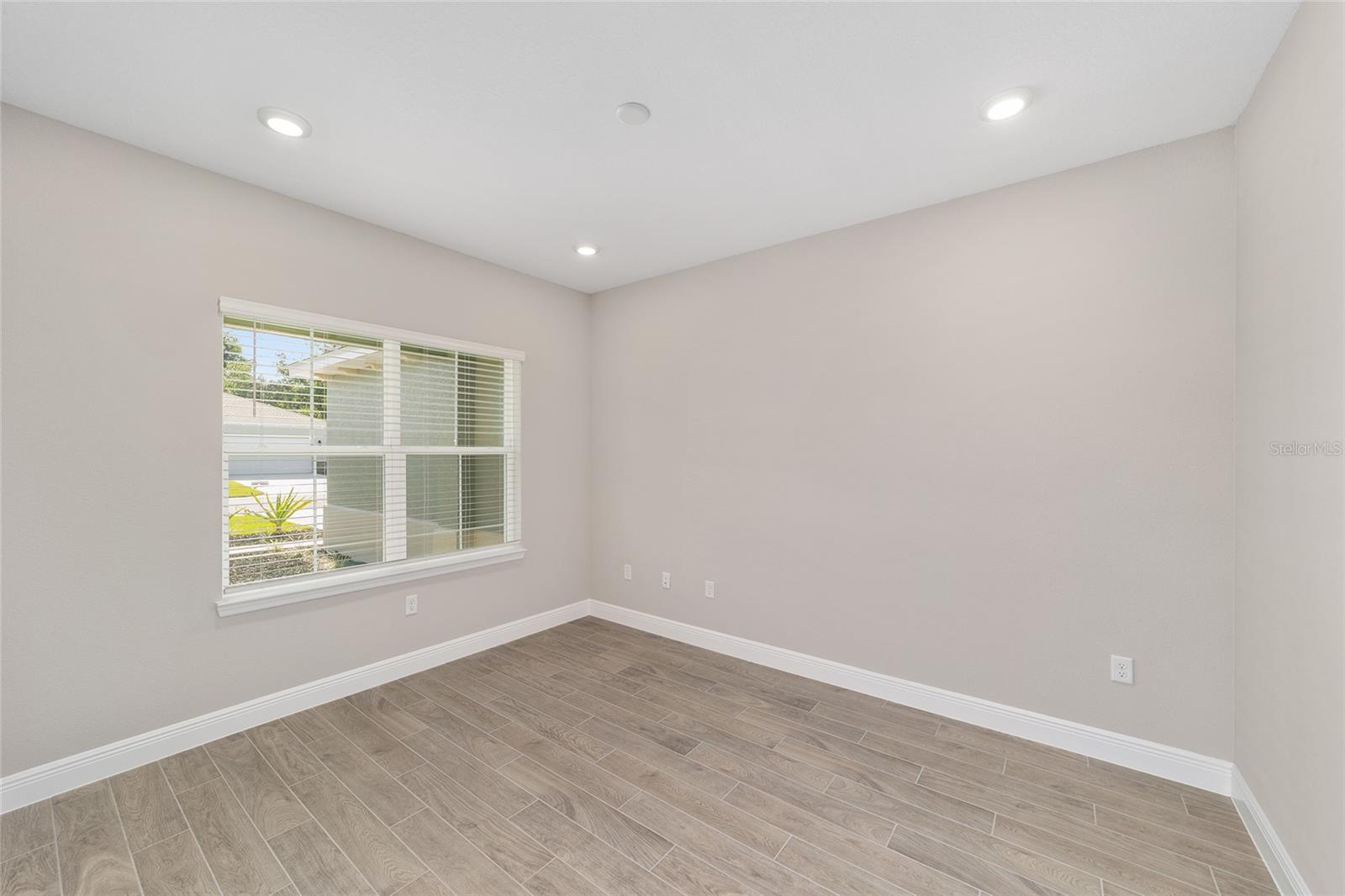 ON TOP OF THE WORLD - Residential Lease