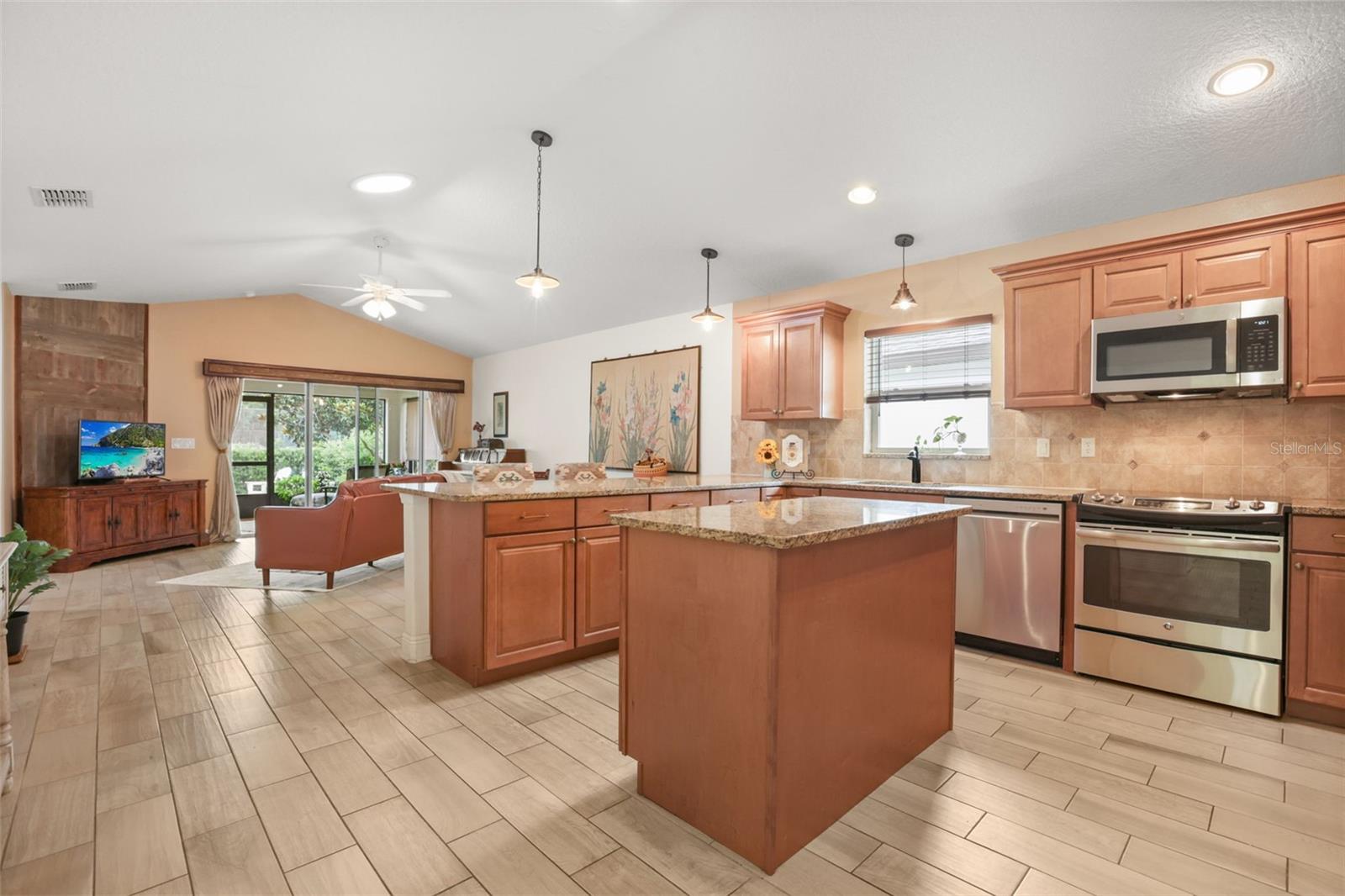 DEER ISLAND - Residential