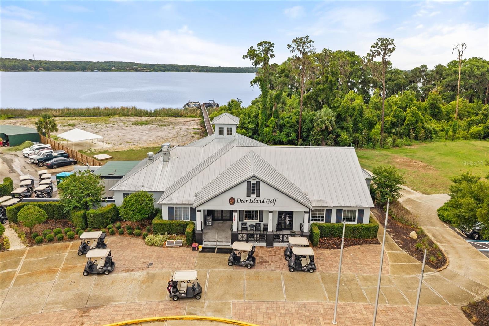 DEER ISLAND - Residential