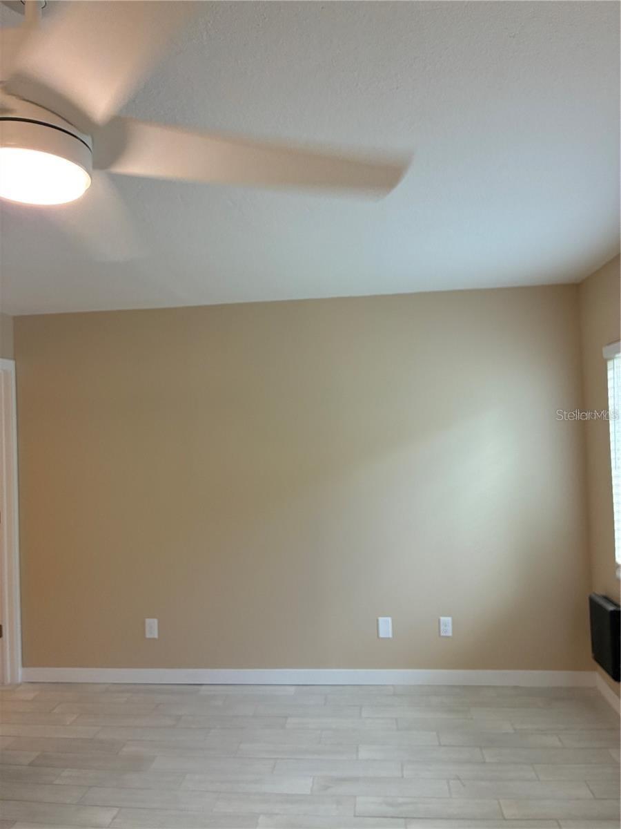 WATERSIDE CONDO II - Residential