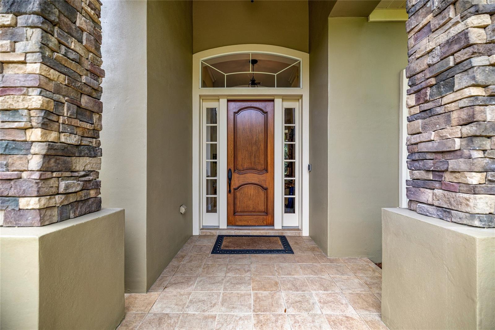 RLR GOLDEN OCALA UN 02 - Residential
