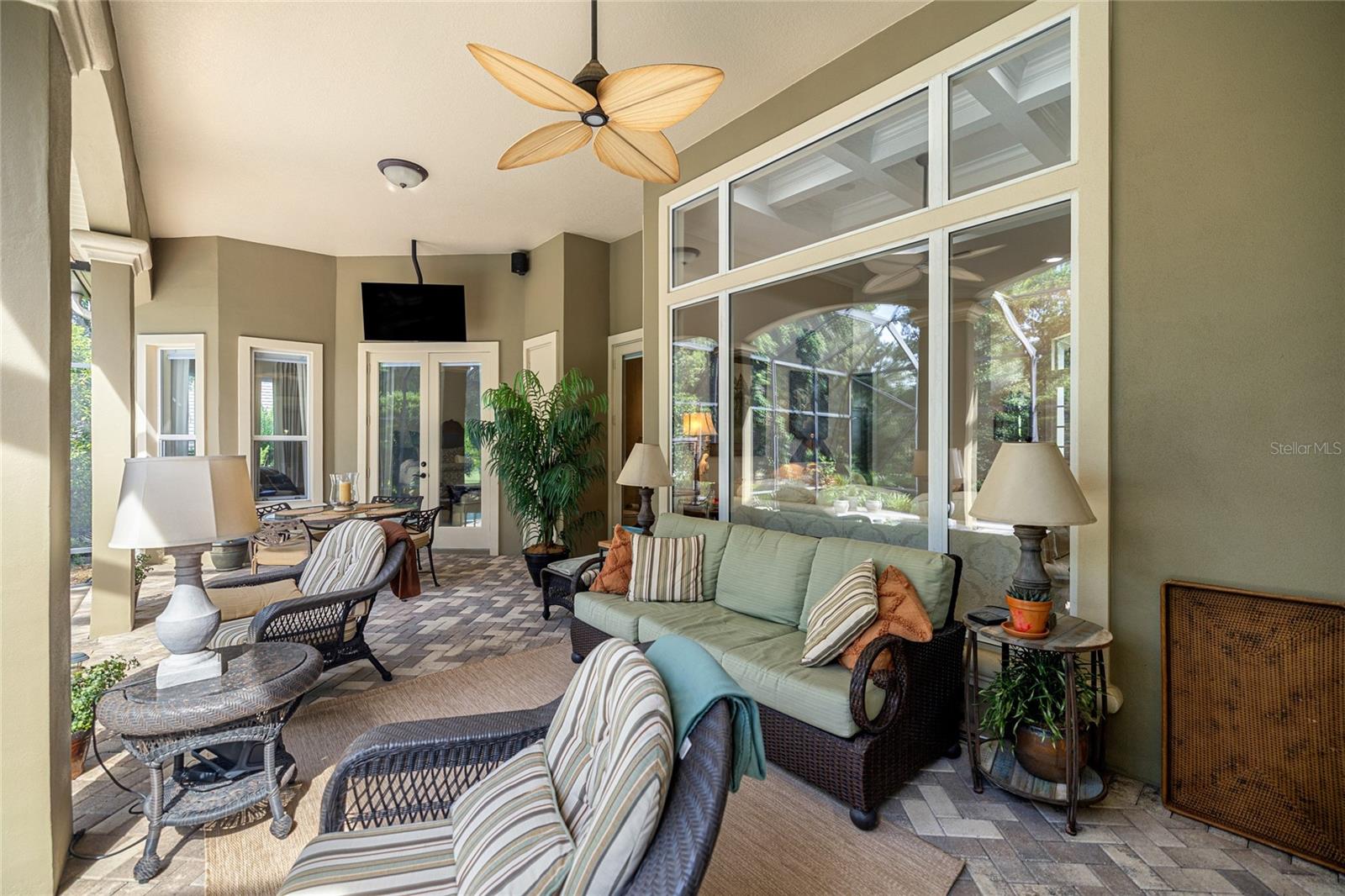 RLR GOLDEN OCALA UN 02 - Residential